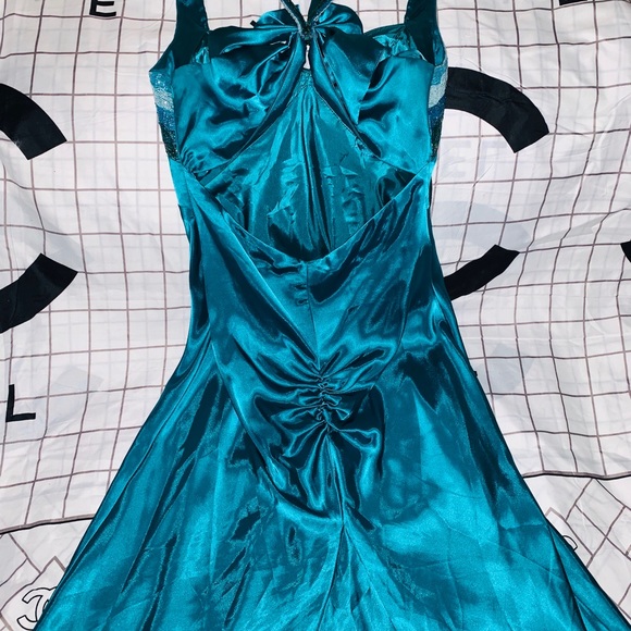 Gorgeous TEAL open back dress! - Picture 3 of 5